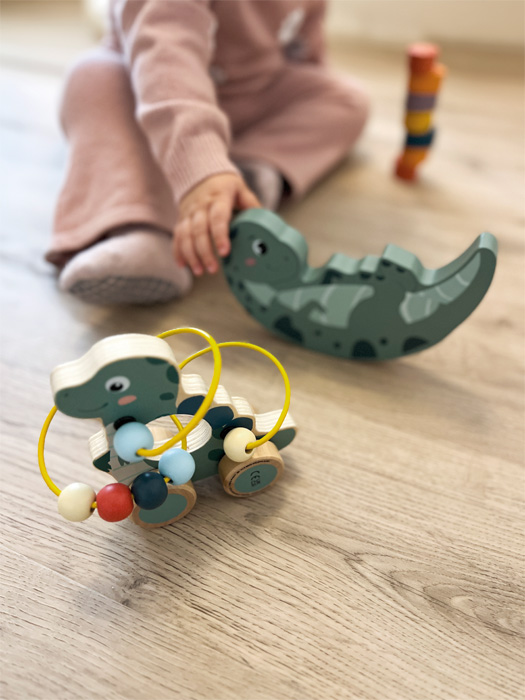 12615_12620-10-produktlinie-dino-small-foot-kinderbild-01